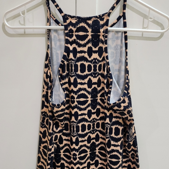 Womens dress strap tank - Picture 2 of 4